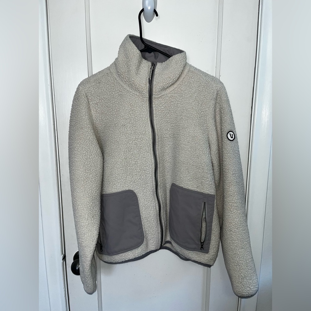 Vuori Alpine Sherpa Jacket